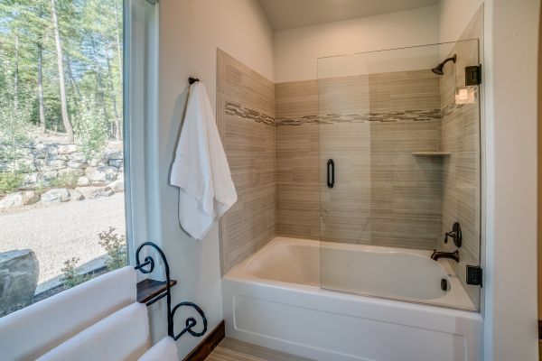 Bathroom Tub Installation in Circleville